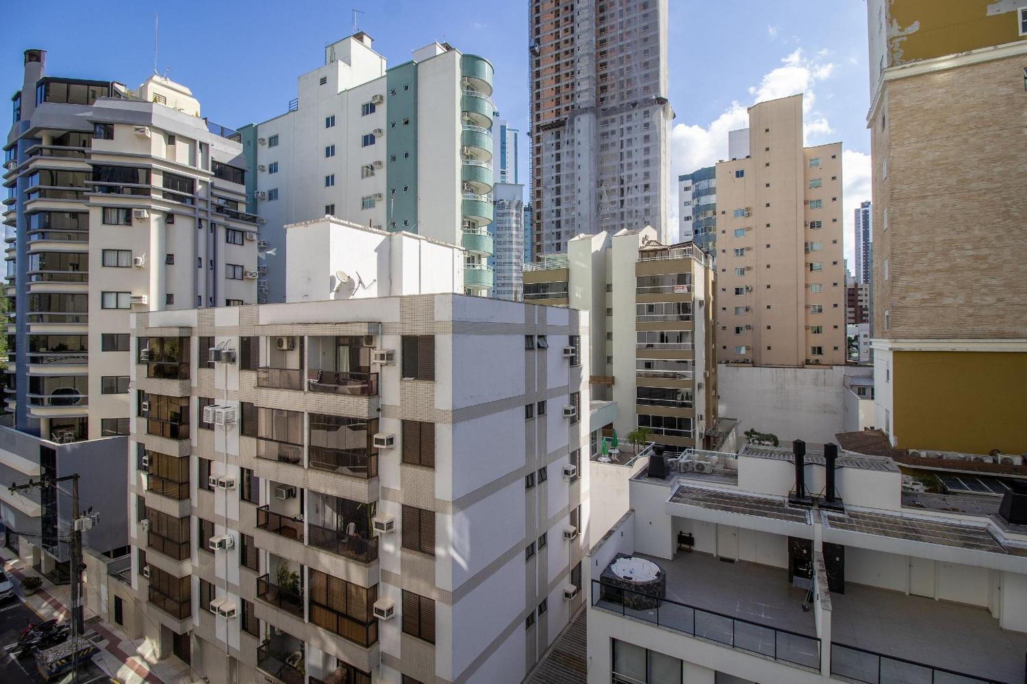 Apartamento Wal51 - Churrasq, Quadra Mar, 3 Dorm, Climatizado *